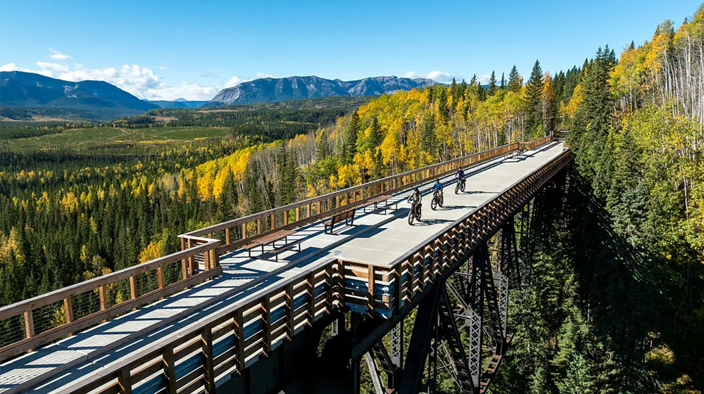 কানাডিয়ান রকিজে খুলল ১০৯ কিলোমিটারের নতুন রেল ট্রেইল