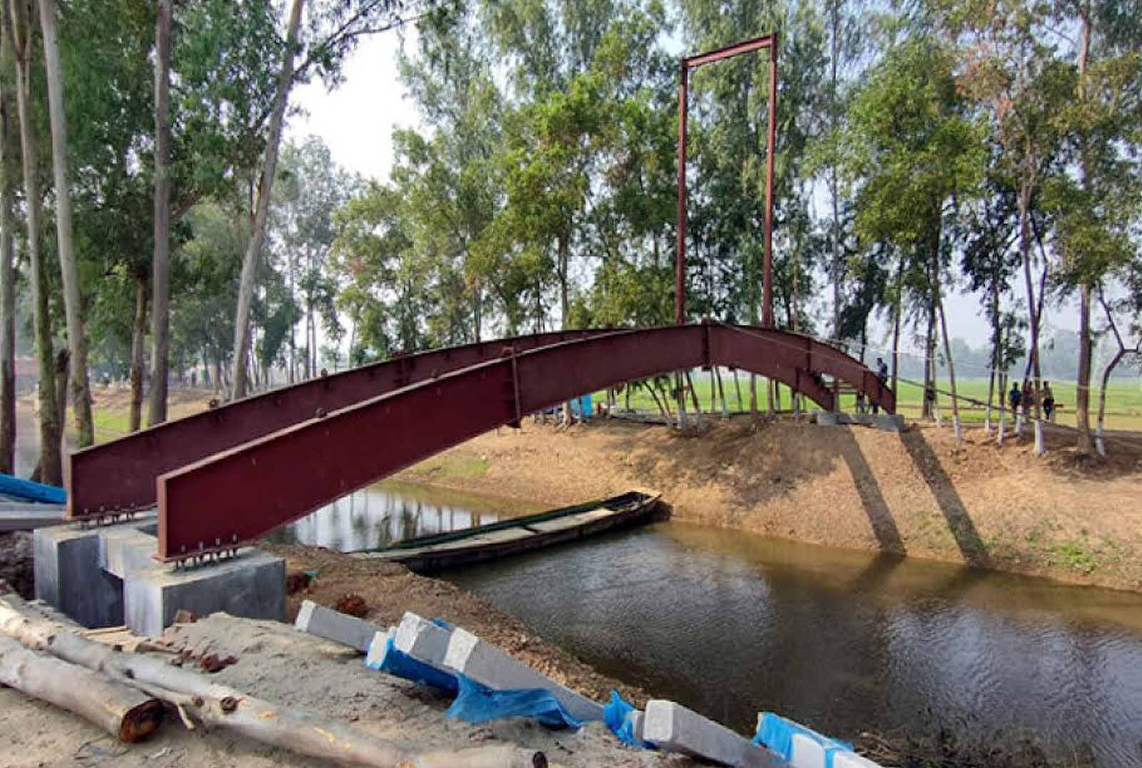 রাণীনগরে গড়ে উঠছে দৃষ্টিনন্দন পাখি পল্লী