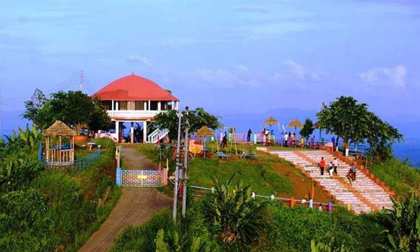 জ্বালানি সংকটে থমকে গেছে বান্দরবানের পর্যটন