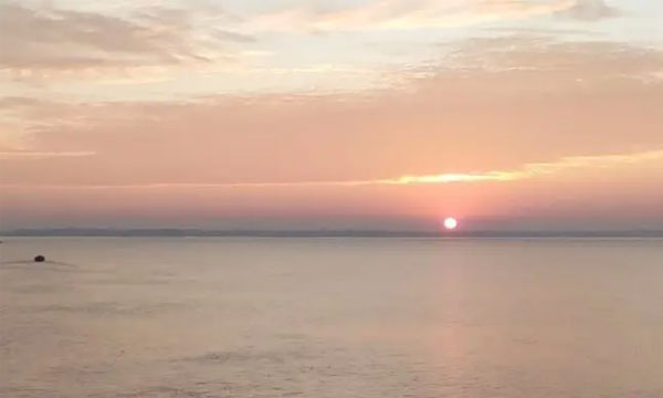 সূর্যাস্ত দেখতে মেঘনা হতে পারে সেরা গন্তব্য