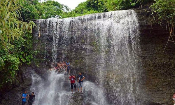 টানা বৃষ্টিতে মিরসরাইয়ের সব ঝরনায় ভ্রমণ বন্ধ