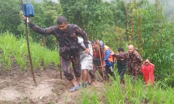 অমিয়াখুম ভ্রমণে গিয়ে পাঁচ দিন আটকা, যেভাবে ফিরলেন চার পর্যটক