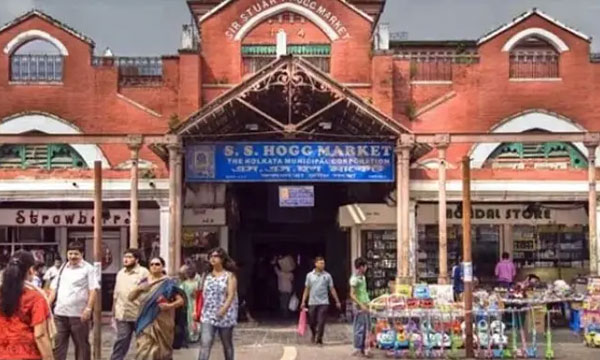 বাংলাদেশি পর্যটকের ভিড়ে আবারও জমজমাট কলকাতার নিউমার্কেট