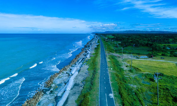 শরতের রূপে মোহময় কক্সবাজার মেরিন ড্রাইভ