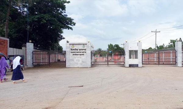 ফেনীর অচেনা গন্তব্য বিলোনিয়া, যাবেন যেভাবে