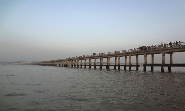 সীতাকুণ্ডের কুমিরাঘাটে কী দেখবেন, কীভাবে যাবেন