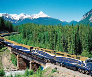বিশ্বের সবচেয়ে সুন্দর ৫ ট্রেন ভ্রমণ
