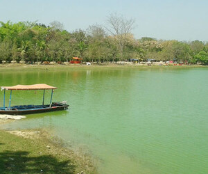 দিনাজপুরের পাঁচ ঐতিহ্যবাহী দিঘী অবহেলায় হারাচ্ছে ইতিহাস