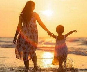 দীর্ঘ ভ্রমণে শিশুদের নিয়ে স্বস্তির যাত্রা কীভাবে নিশ্চিত করবেন