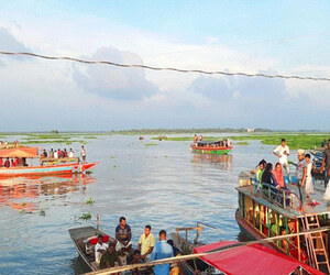 চলনবিলে বর্ষার নৌভ্রমণে পর্যটকের ঢল, ইকো-পর্যটনের সম্ভাবনায় নতুন আশা