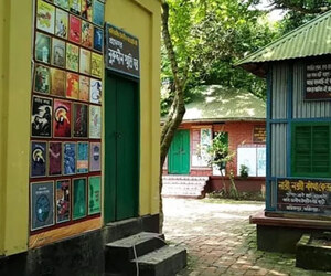 কবিতার গ্রামবাংলা দেখতে চাইলে ঘুরে আসুন জসীমউদ্দীনের গ্রামে