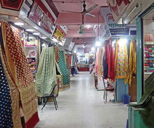 বুধবার রাজধানীর যেসব মার্কেট বন্ধ