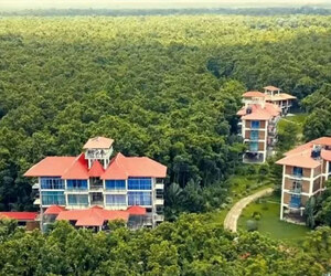 পরিবার নিয়ে একদিনের ভ্রমণে যেতে পারেন রাজেন্দ্র ইকো রিসোর্ট