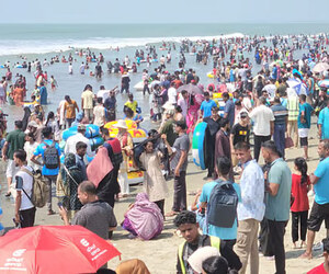 টুপটুপ রিসোর্টে আগুনের পর কক্সবাজারের পর্যটন পরিস্থিতি কেমন